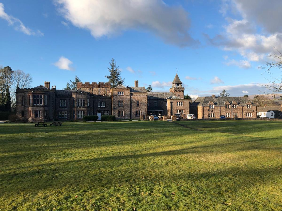 Irton Hall Holmrook Eksteriør bilde